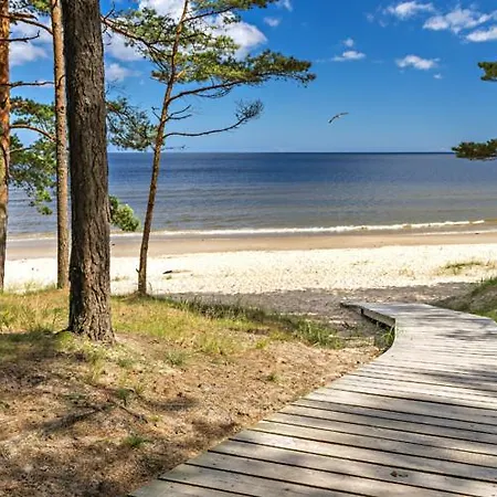 Apartament Kurshi *